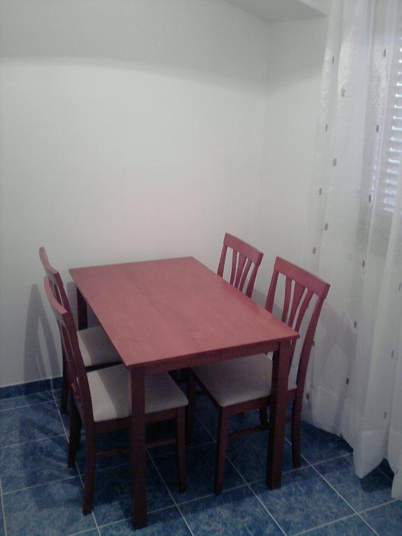 Studio Apartments Izabela فوديس المظهر الخارجي الصورة